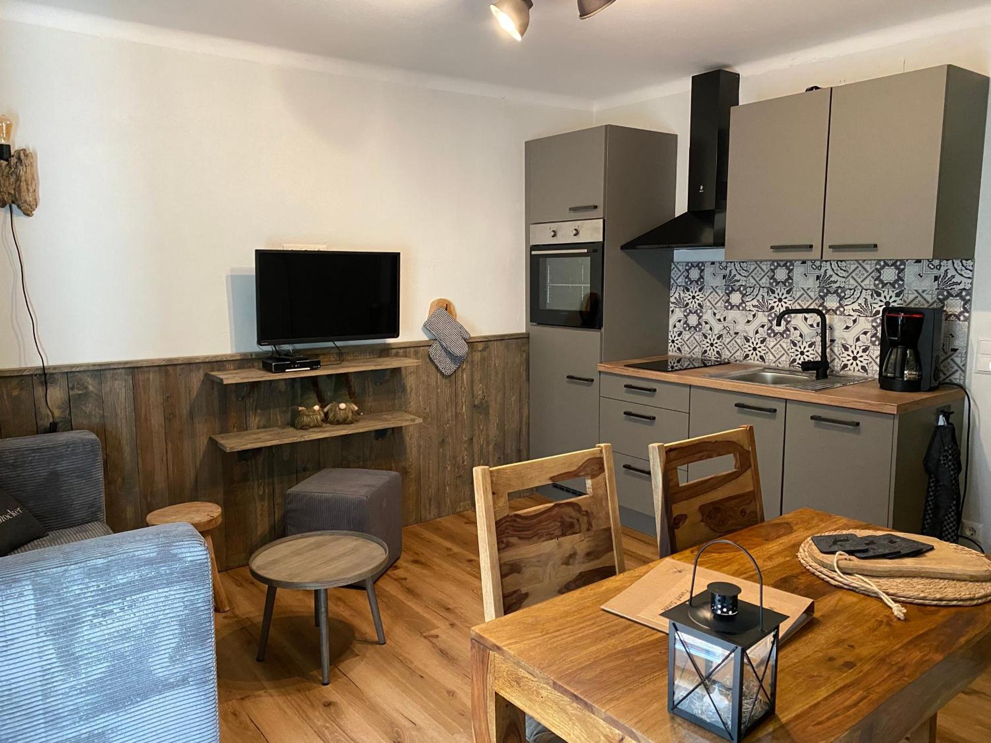 Appartement Brettljause Ferienhaus Fuenf Sinne Döbriach Buitenkant foto